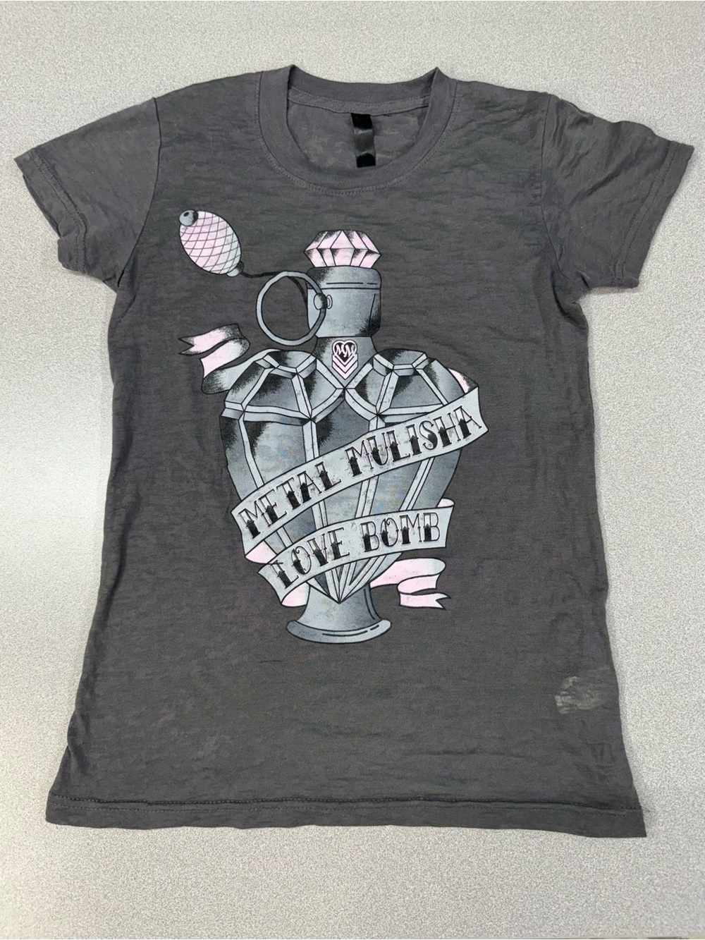 Metal Mulisha y2k Heathered Love Bomb Sheer Grenade Graphic Logo T-Shirt Scene